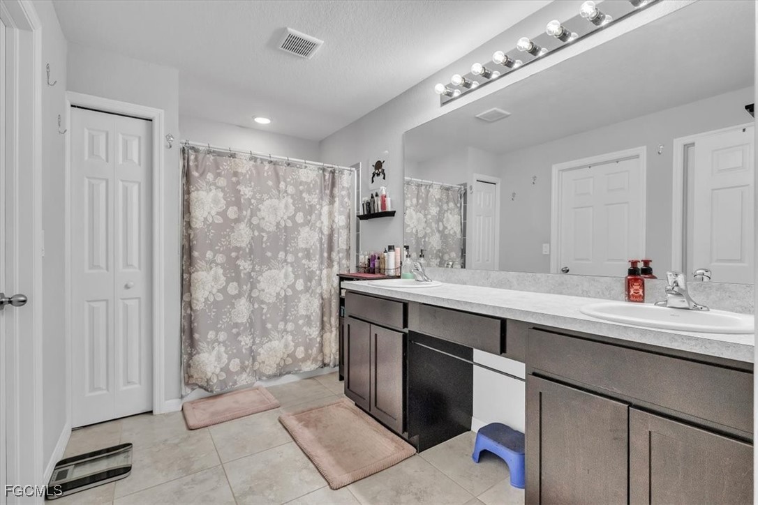 1718 NW 19th TER