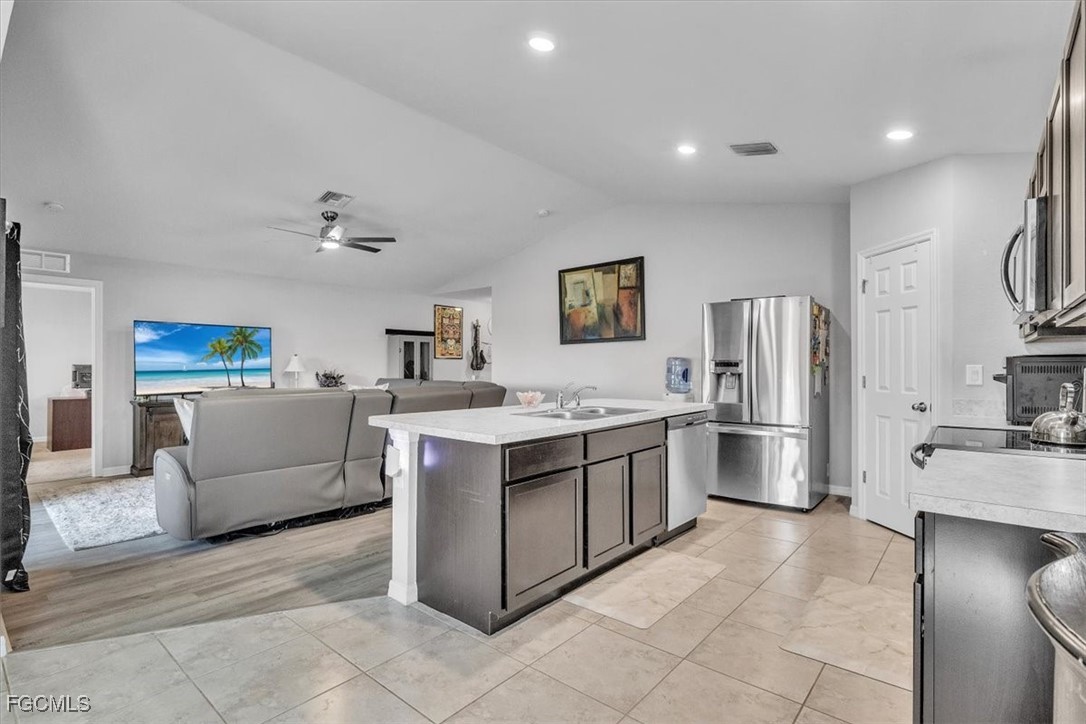 1718 NW 19th TER