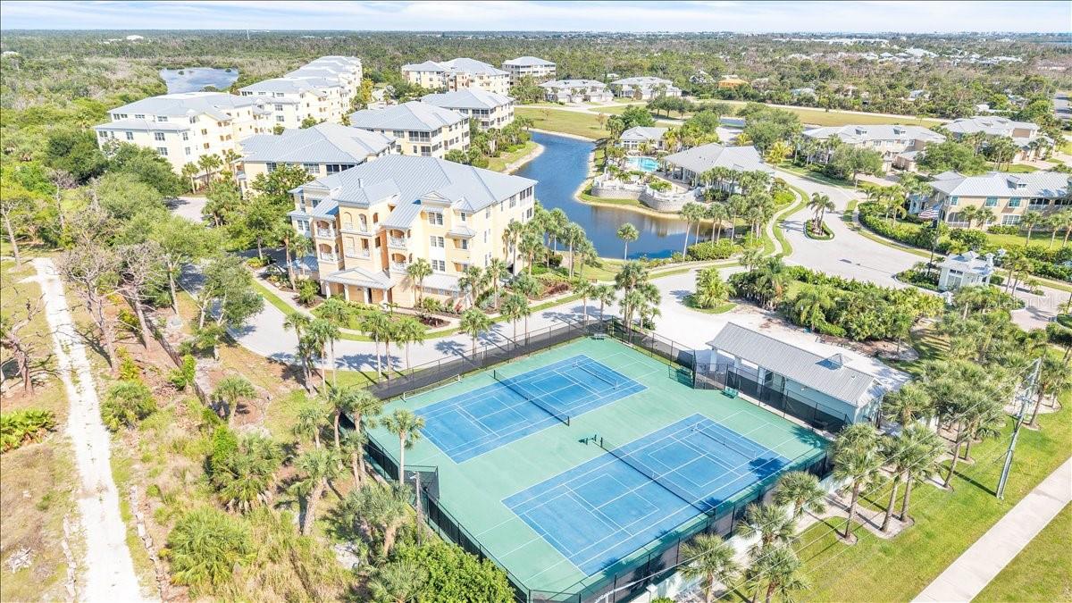 8560 AMBERJACK CIR #301