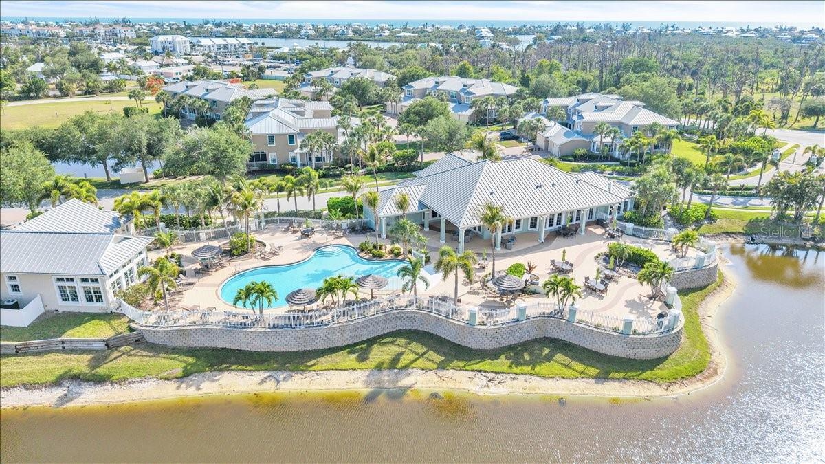8560 AMBERJACK CIR #301