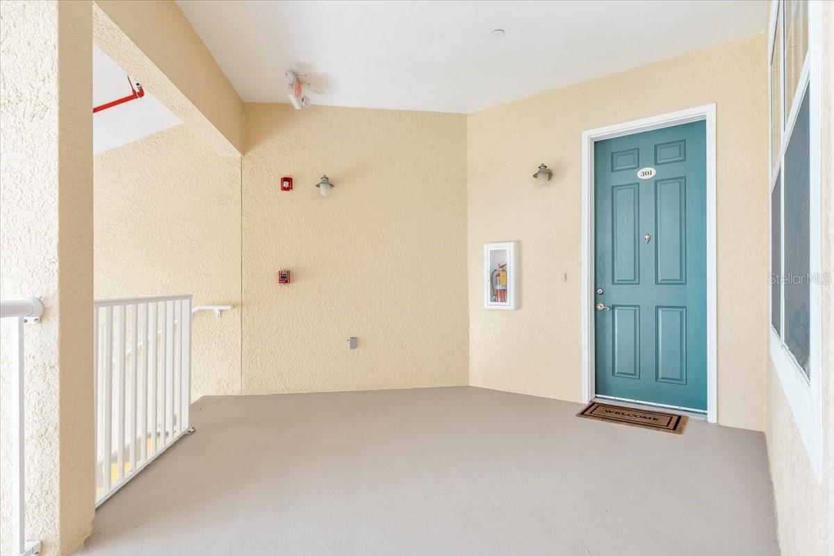 8560 AMBERJACK CIR #301