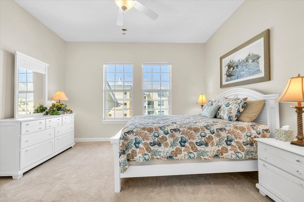 8560 AMBERJACK CIR #301