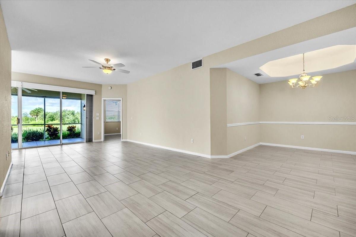 3303 GRAND VISTA CT #101