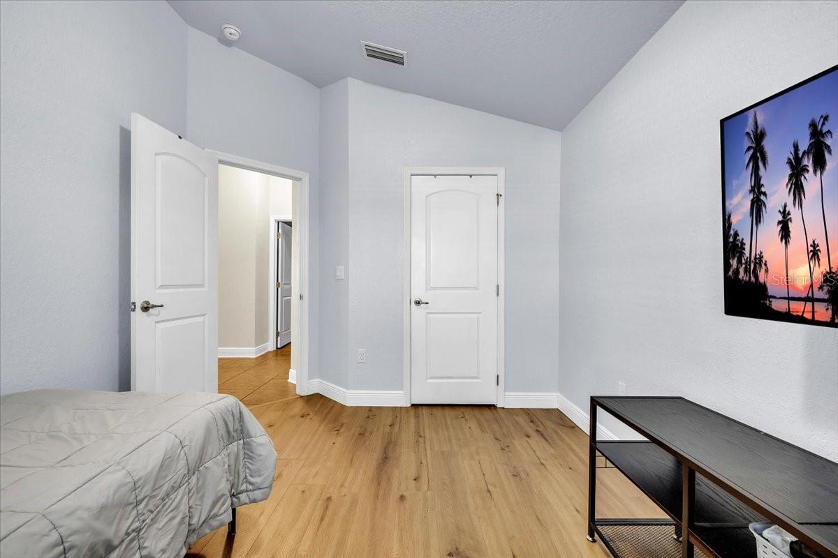 10912 KIRKWALL PORT DR