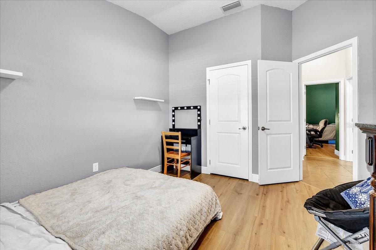 10912 KIRKWALL PORT DR