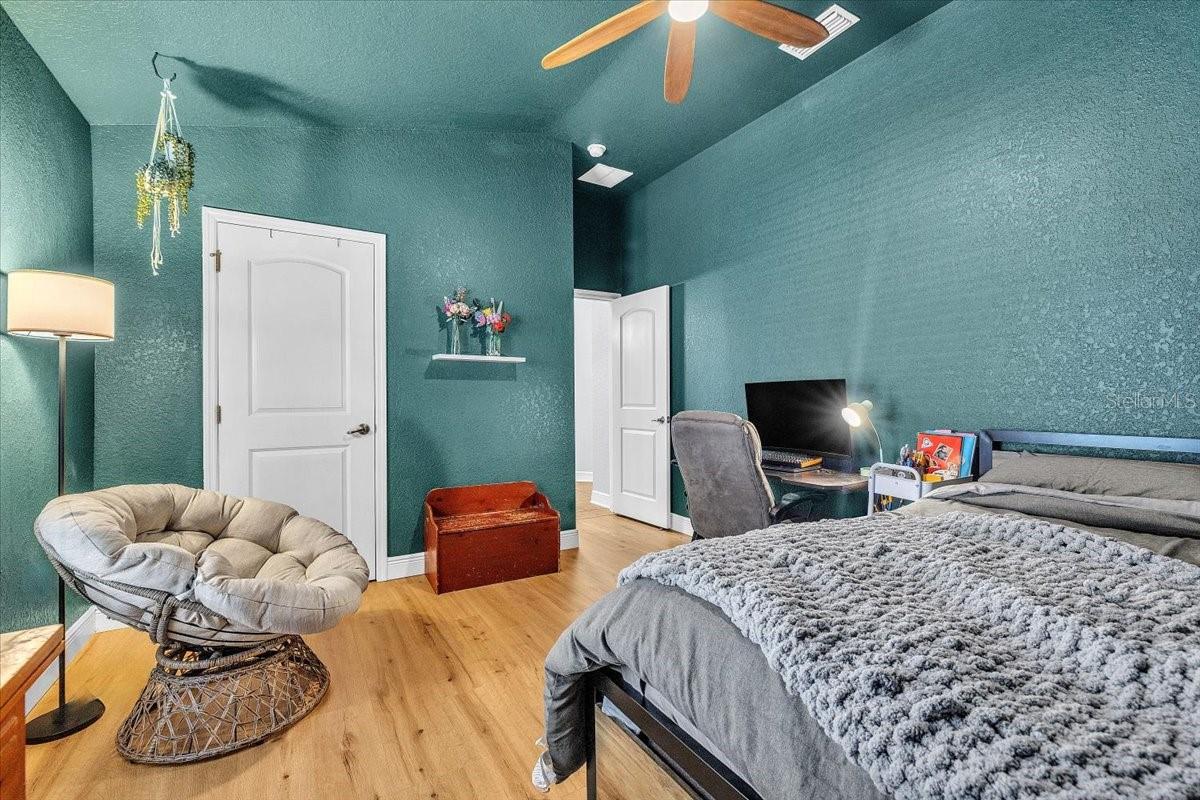 10912 KIRKWALL PORT DR