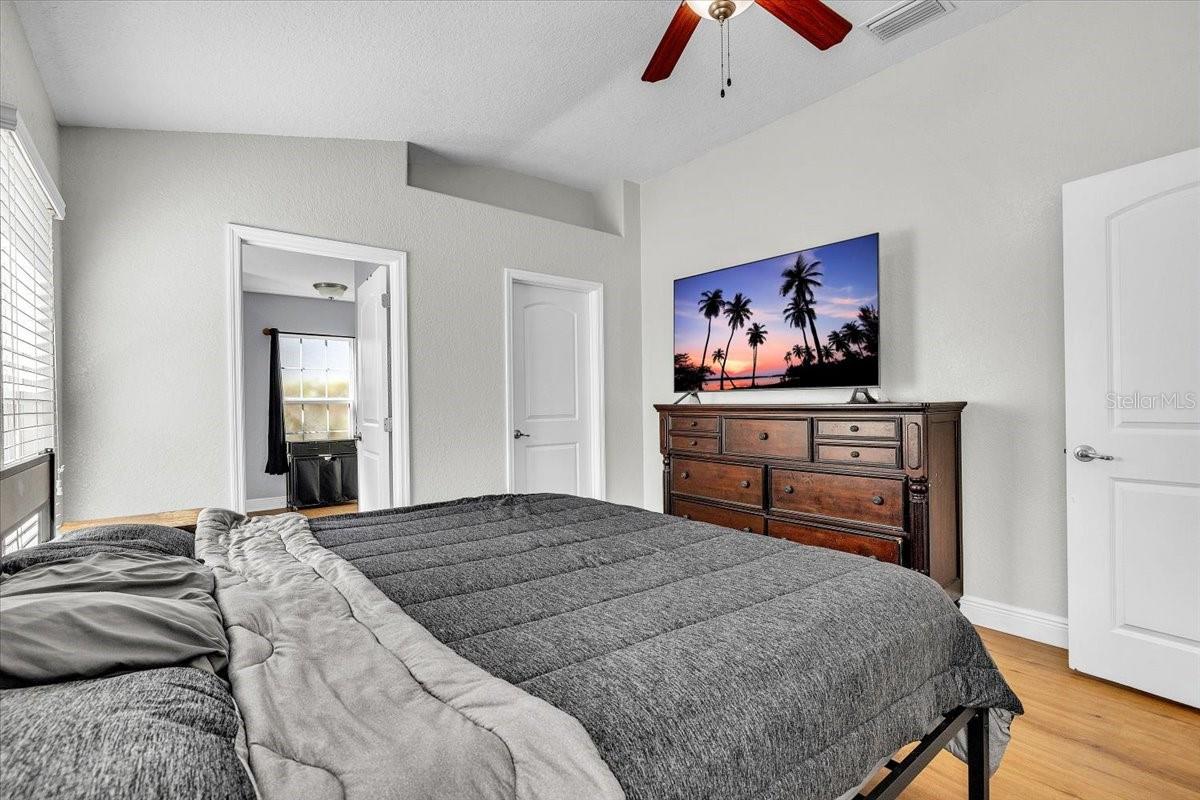 10912 KIRKWALL PORT DR
