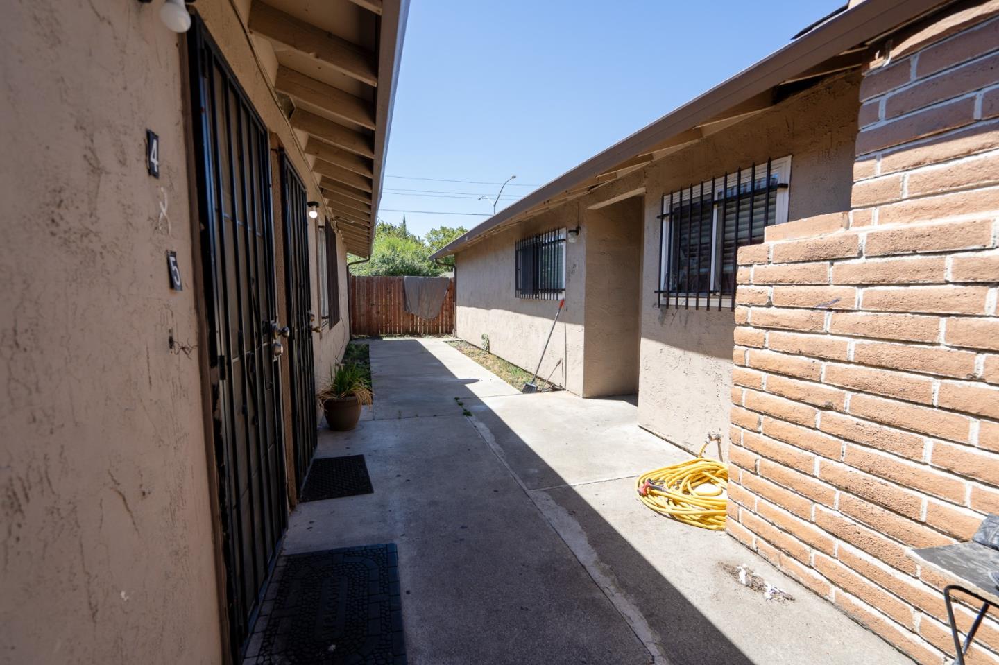 485 Jill CIR