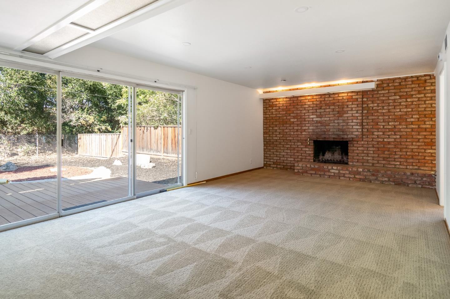 5163 Elmwood DR