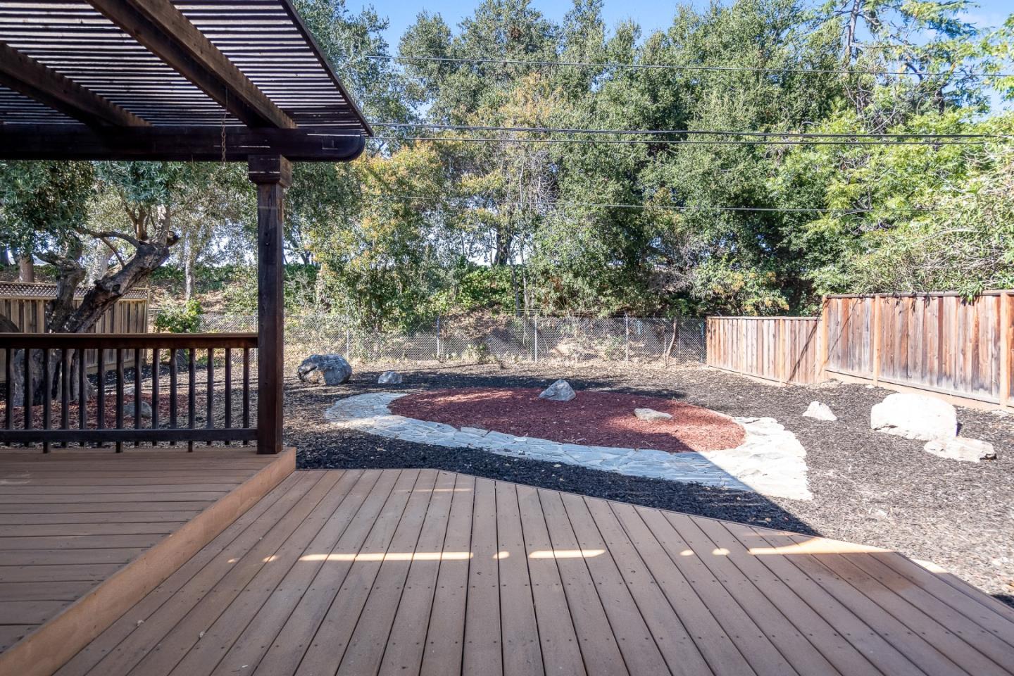 5163 Elmwood DR