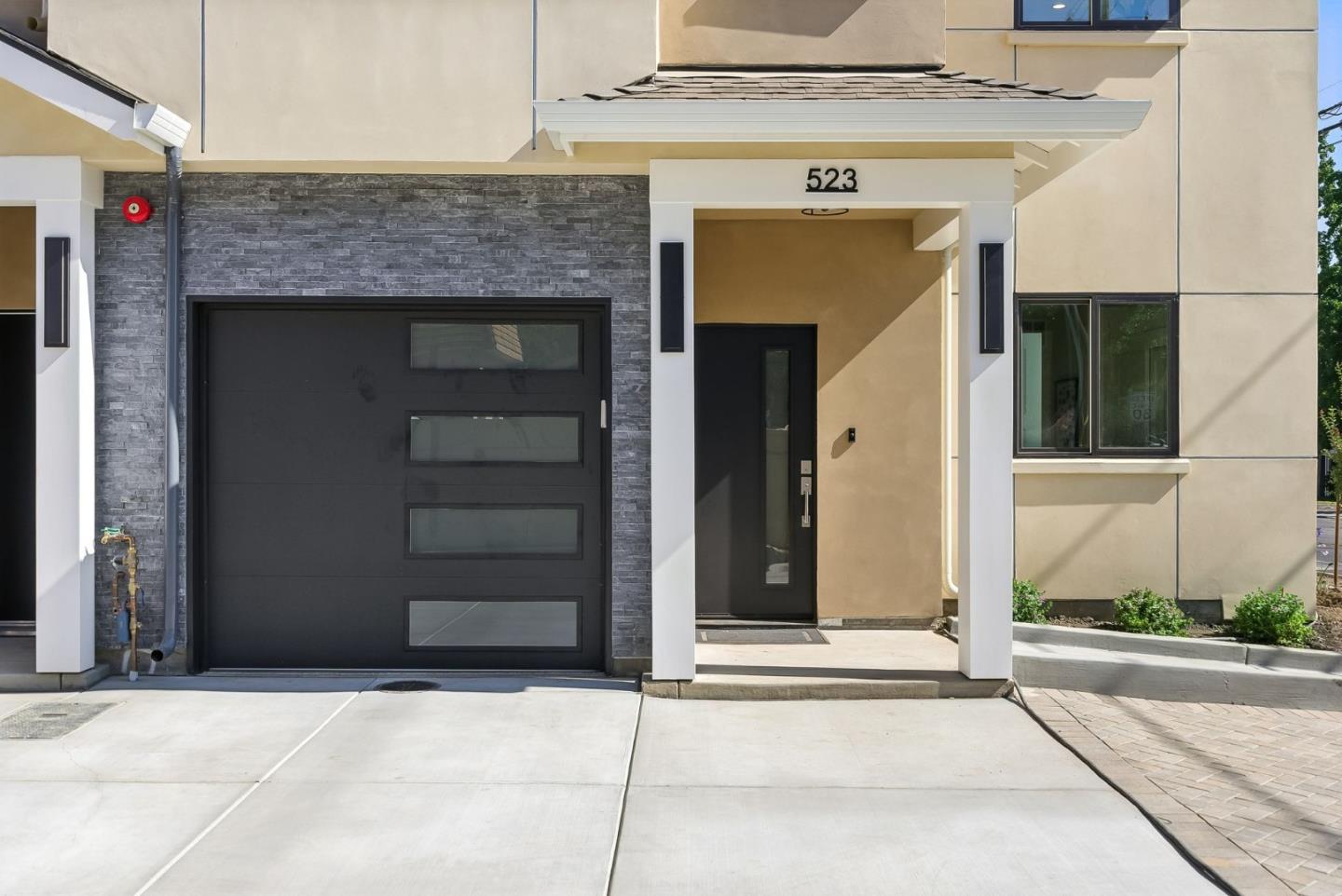 523 Union AVE