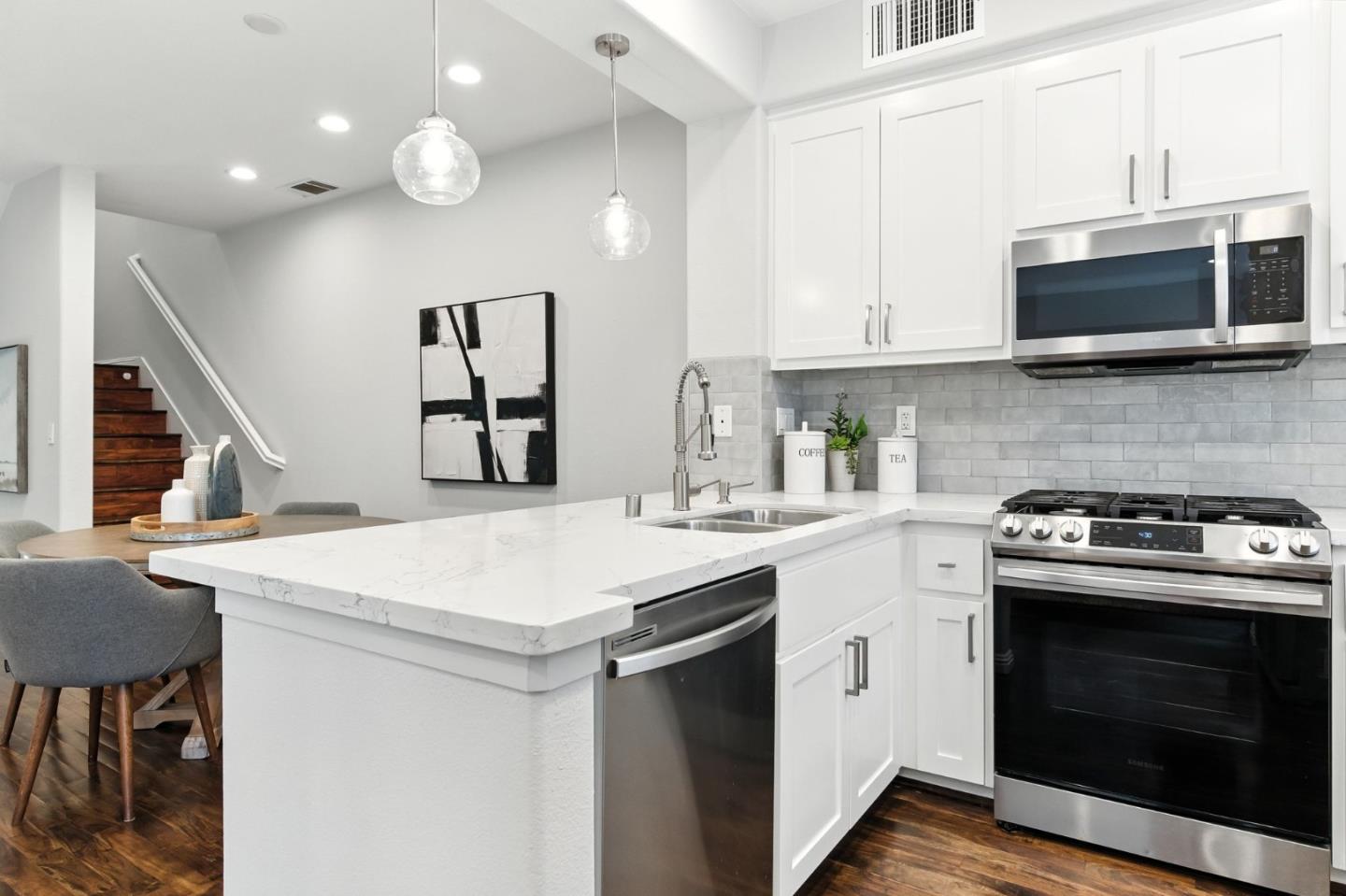 837 Georgetown Place