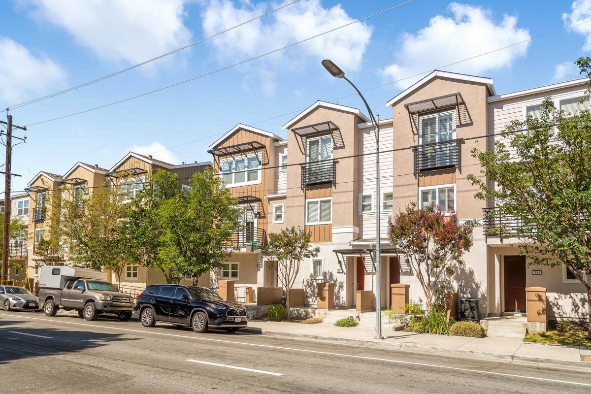 748 North 10th Street 1