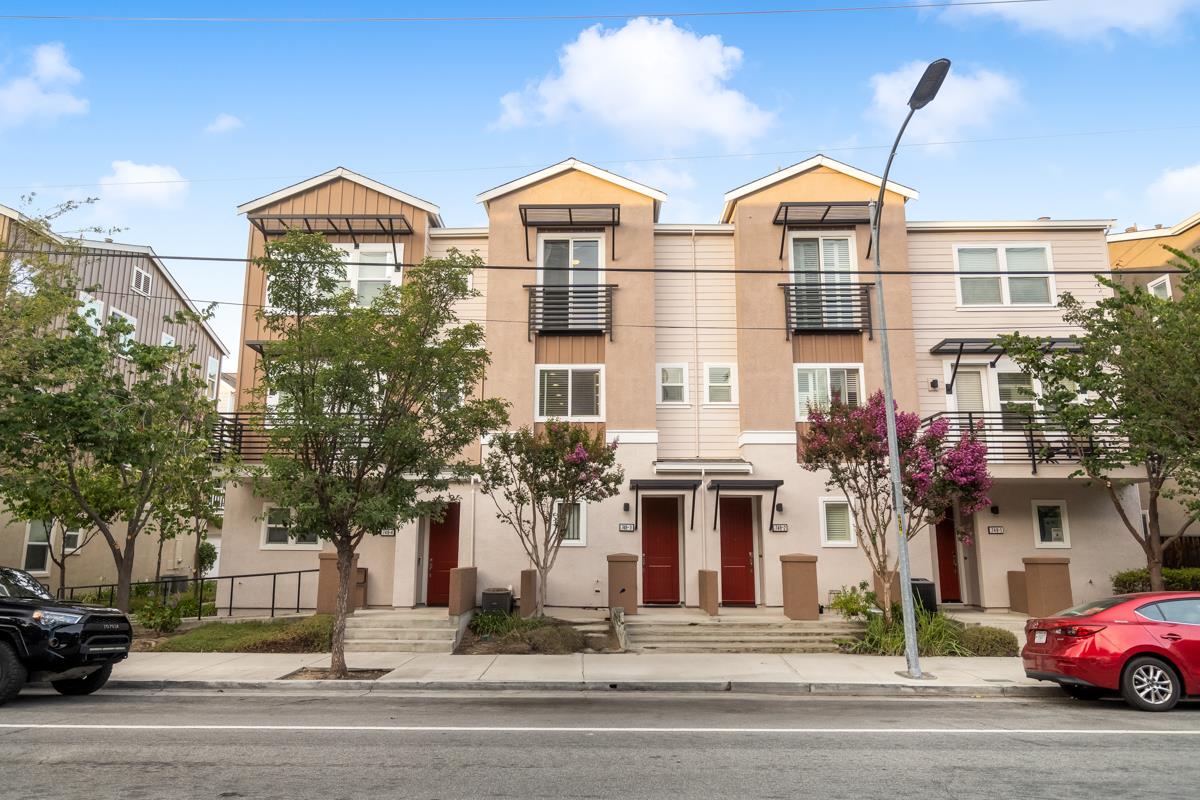 748 North 10th Street 1