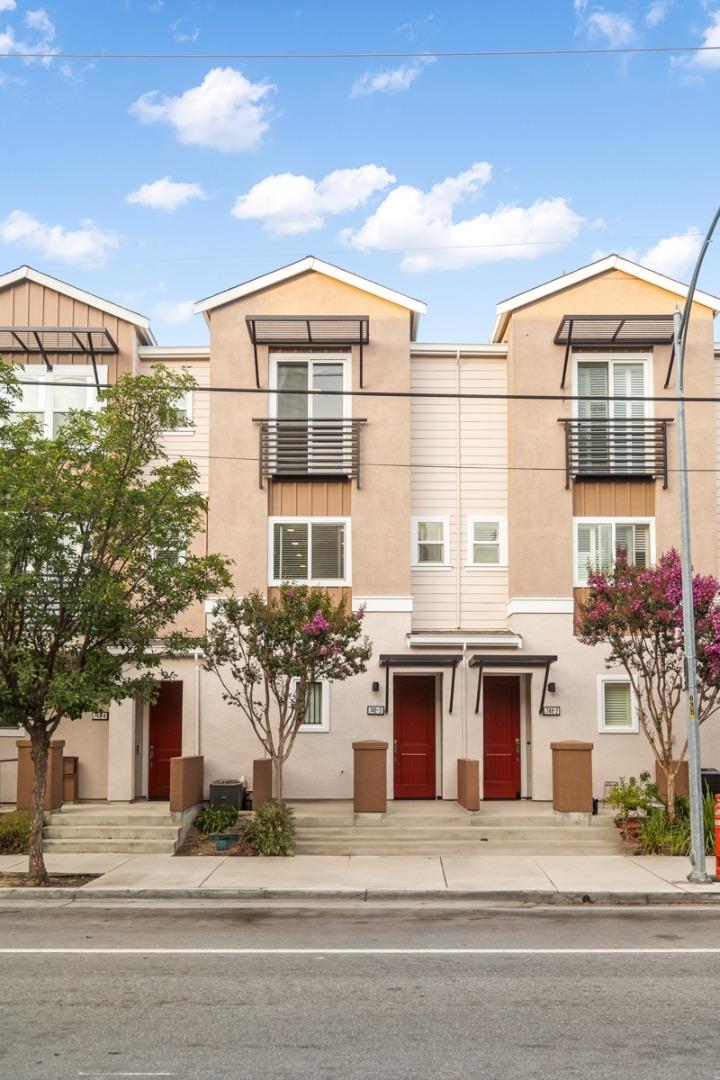 748 North 10th Street 1