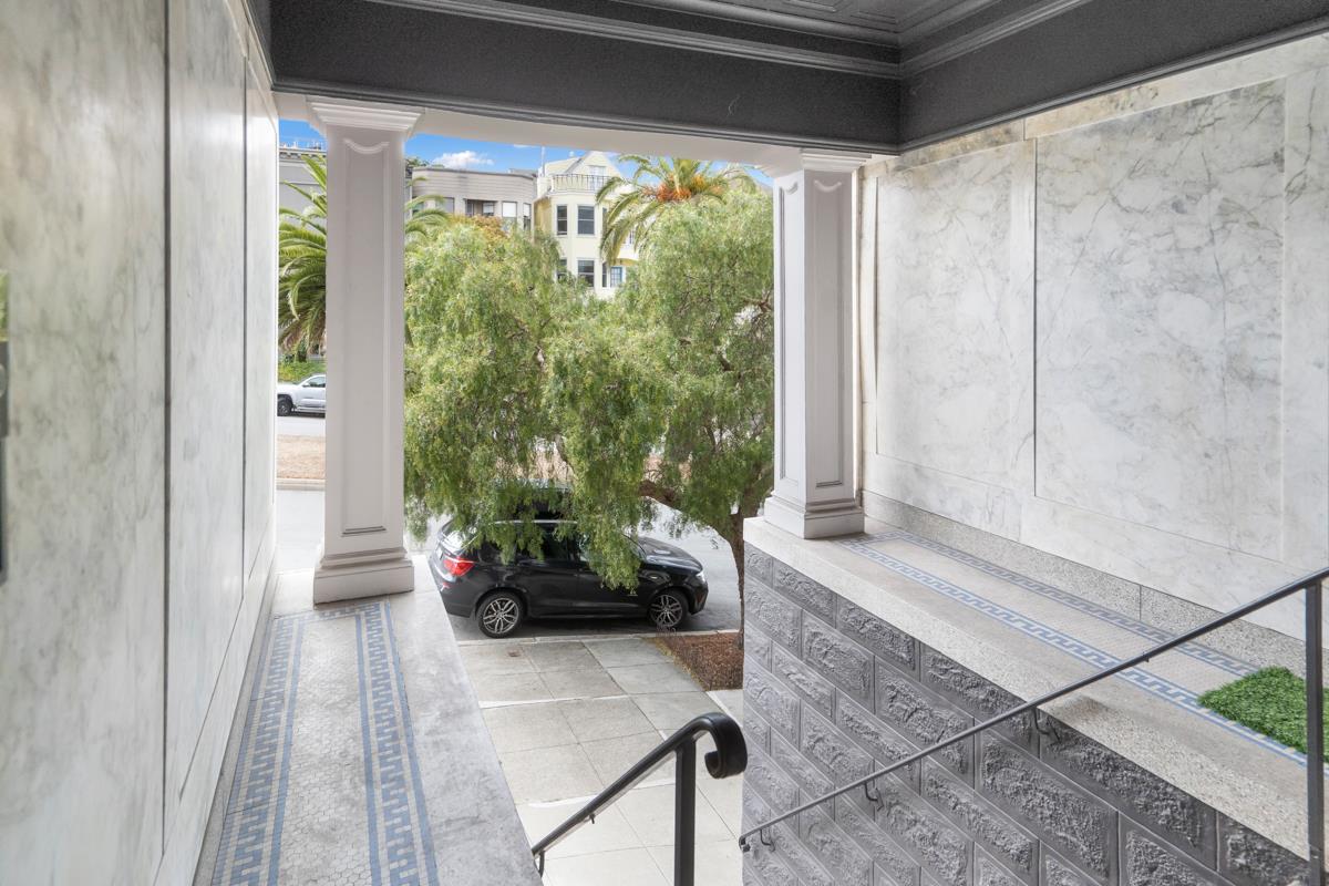 795 Dolores Street