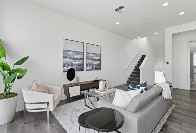 142 Coronado Avenue