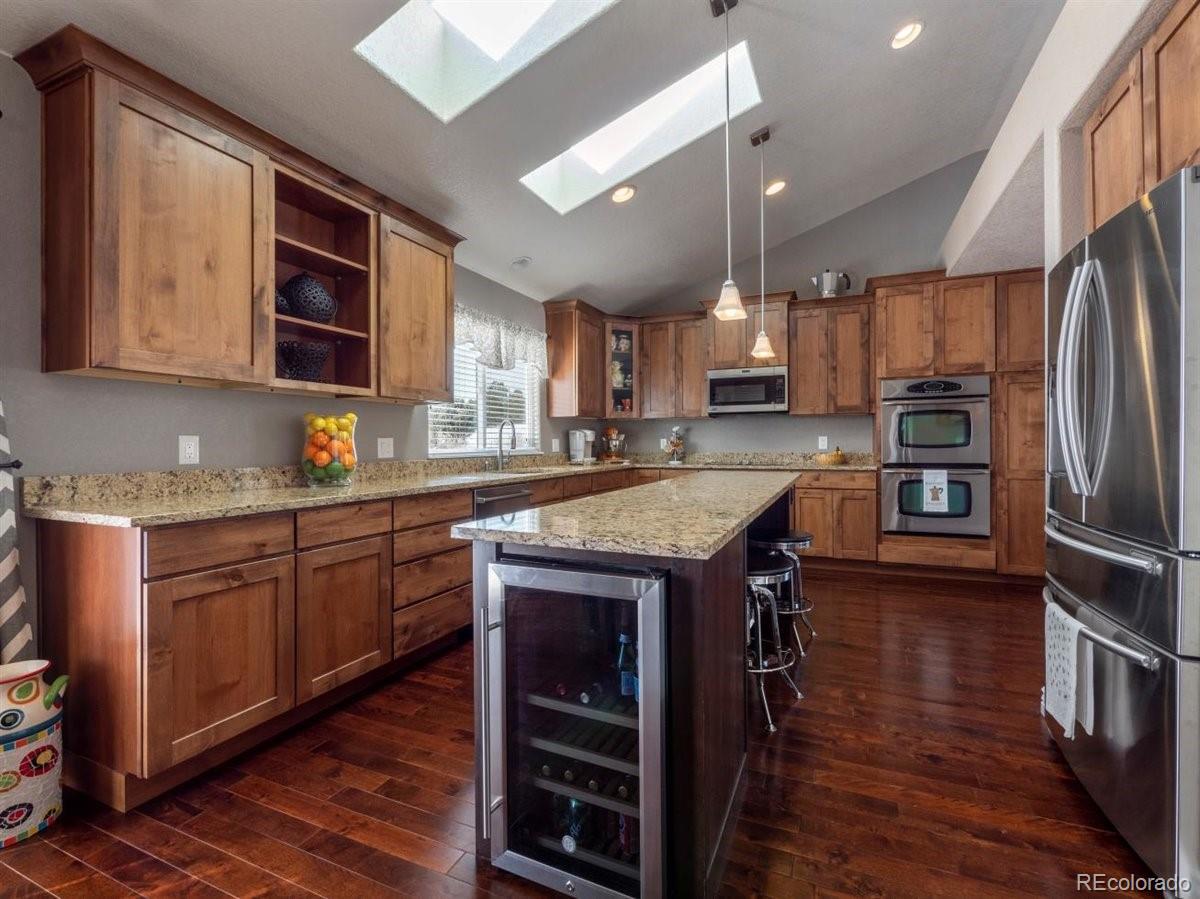 7280 Meadow View