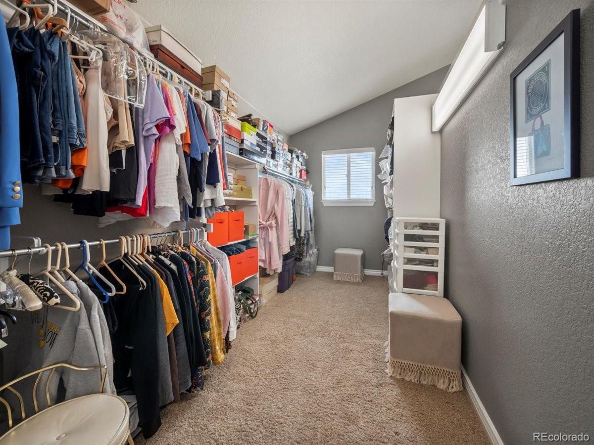 7280 Meadow View