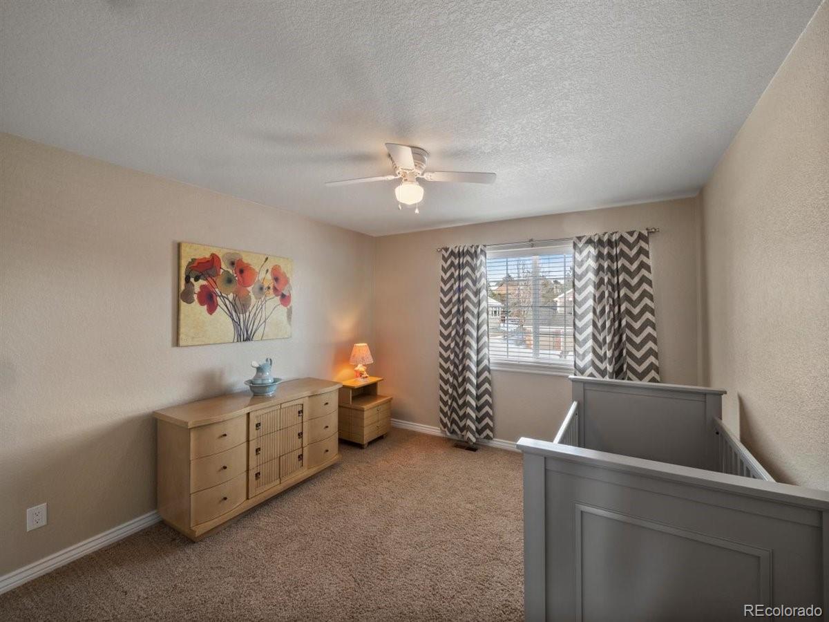 7280 Meadow View