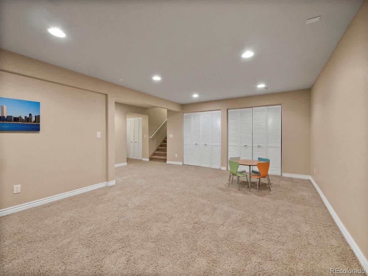 7280 Meadow View