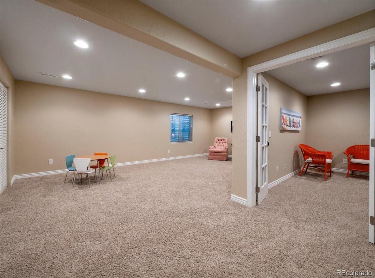 7280 Meadow View