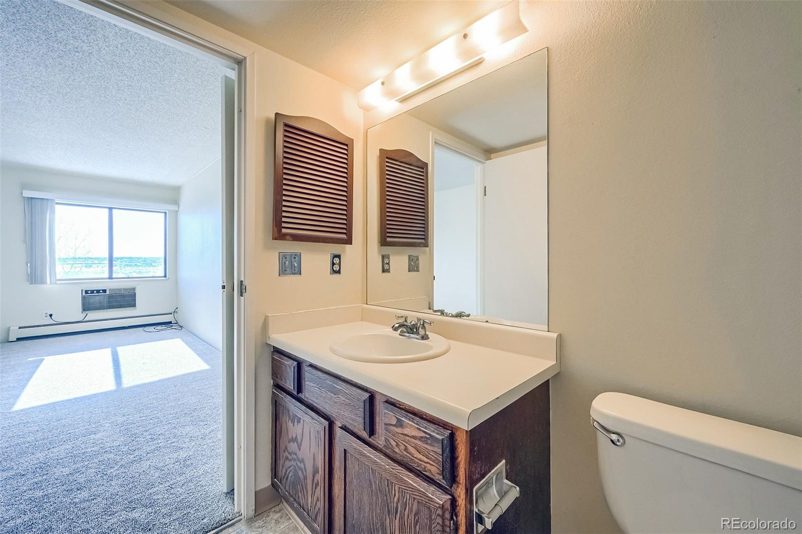 13952 E Marina Drive Unit: 504