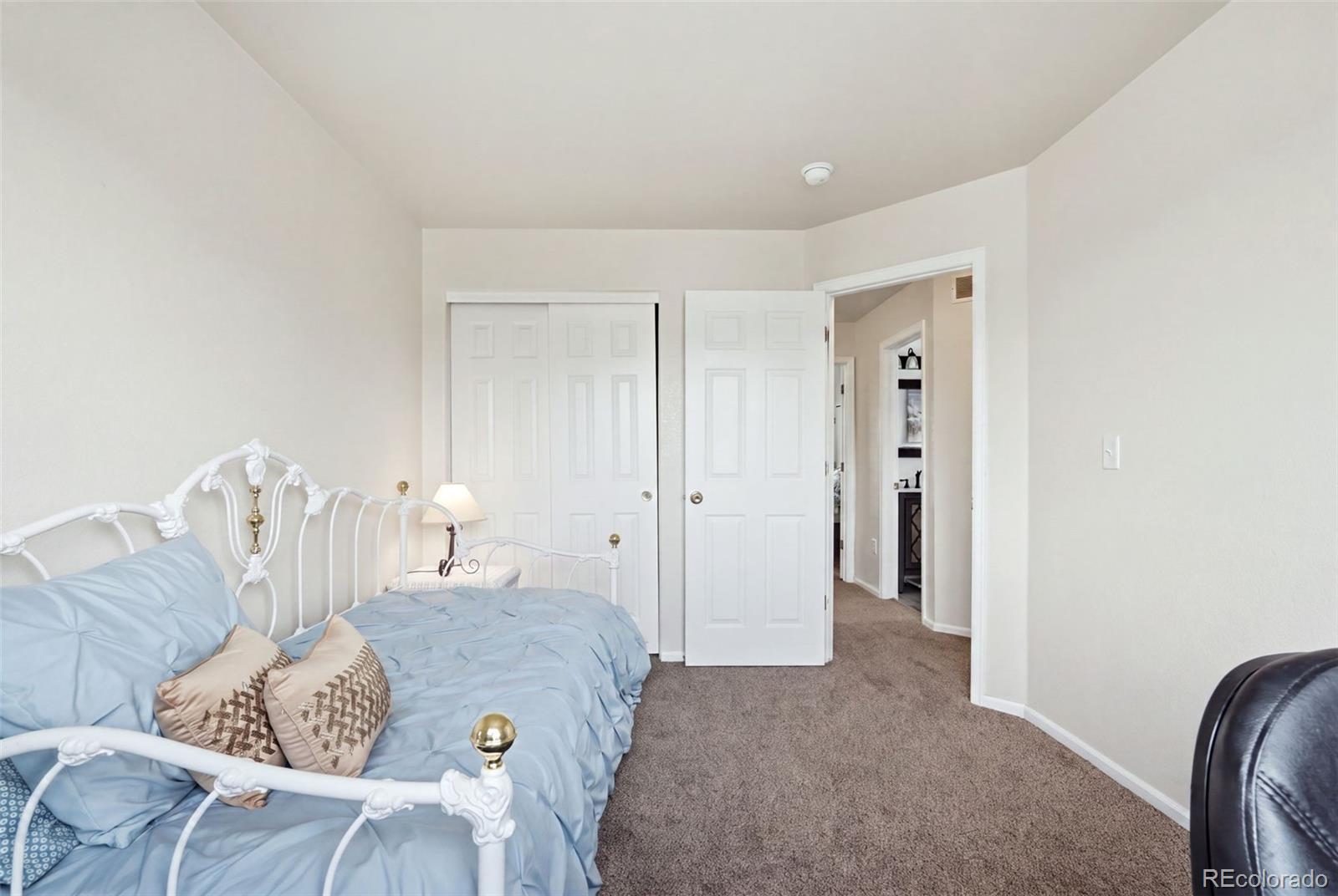 5086 Miriam Lane