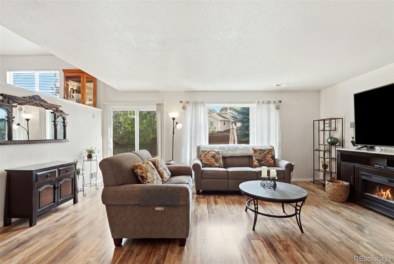 5086 Miriam Lane