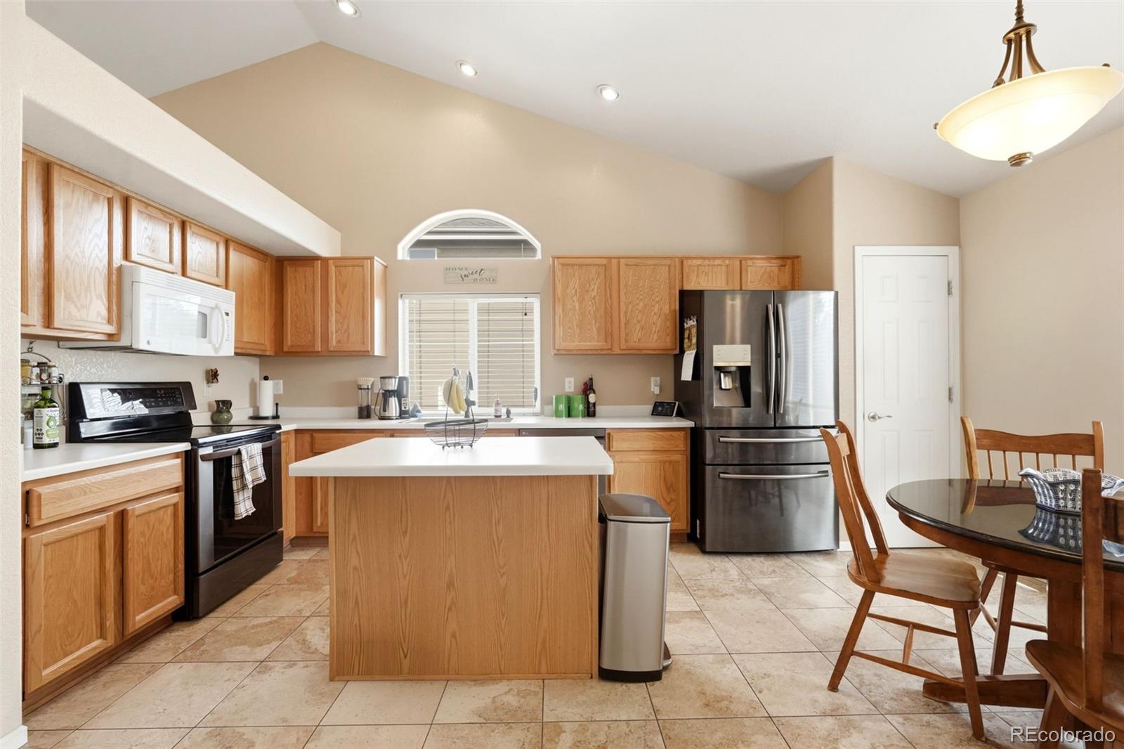 5086 Miriam Lane