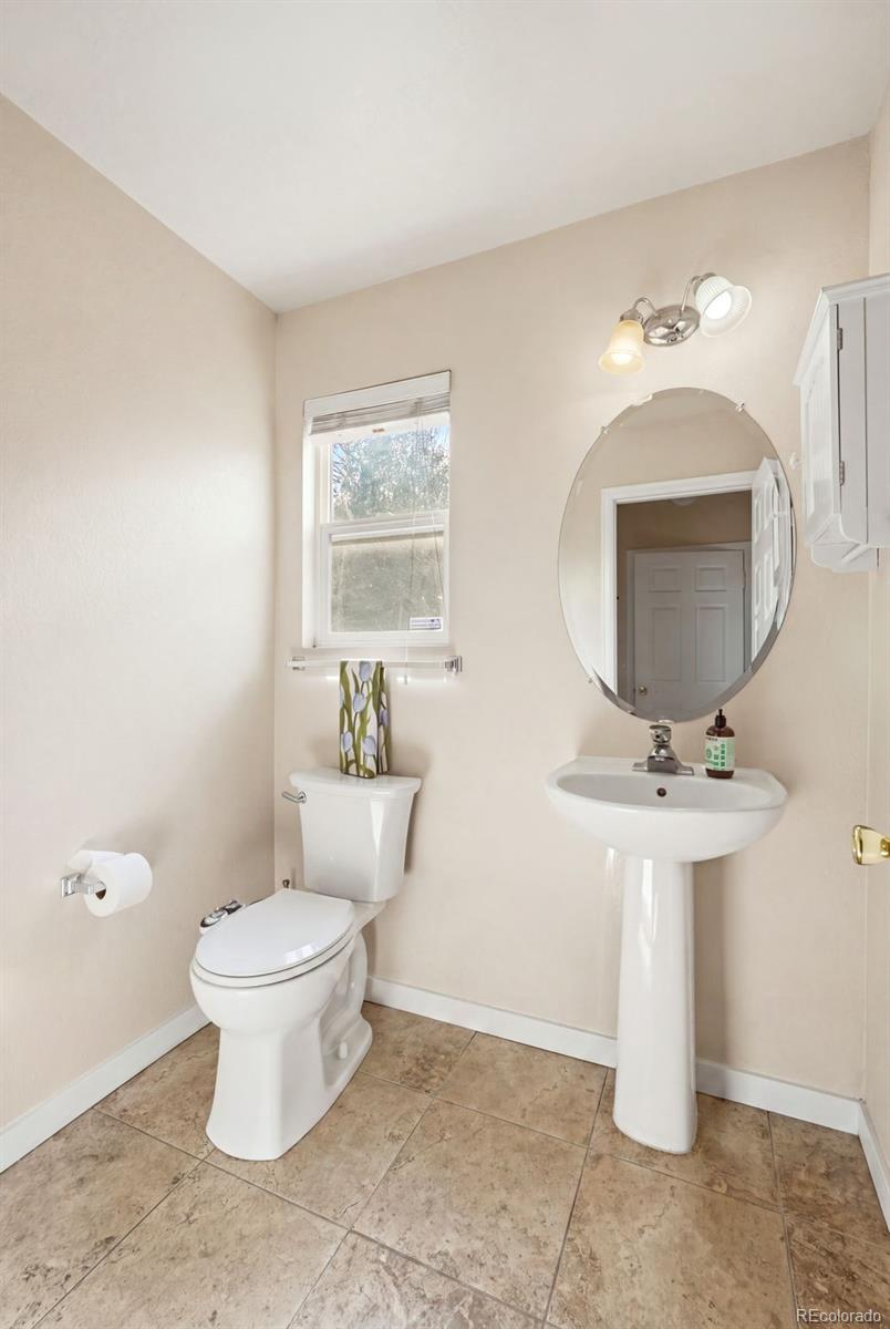 5086 Miriam Lane