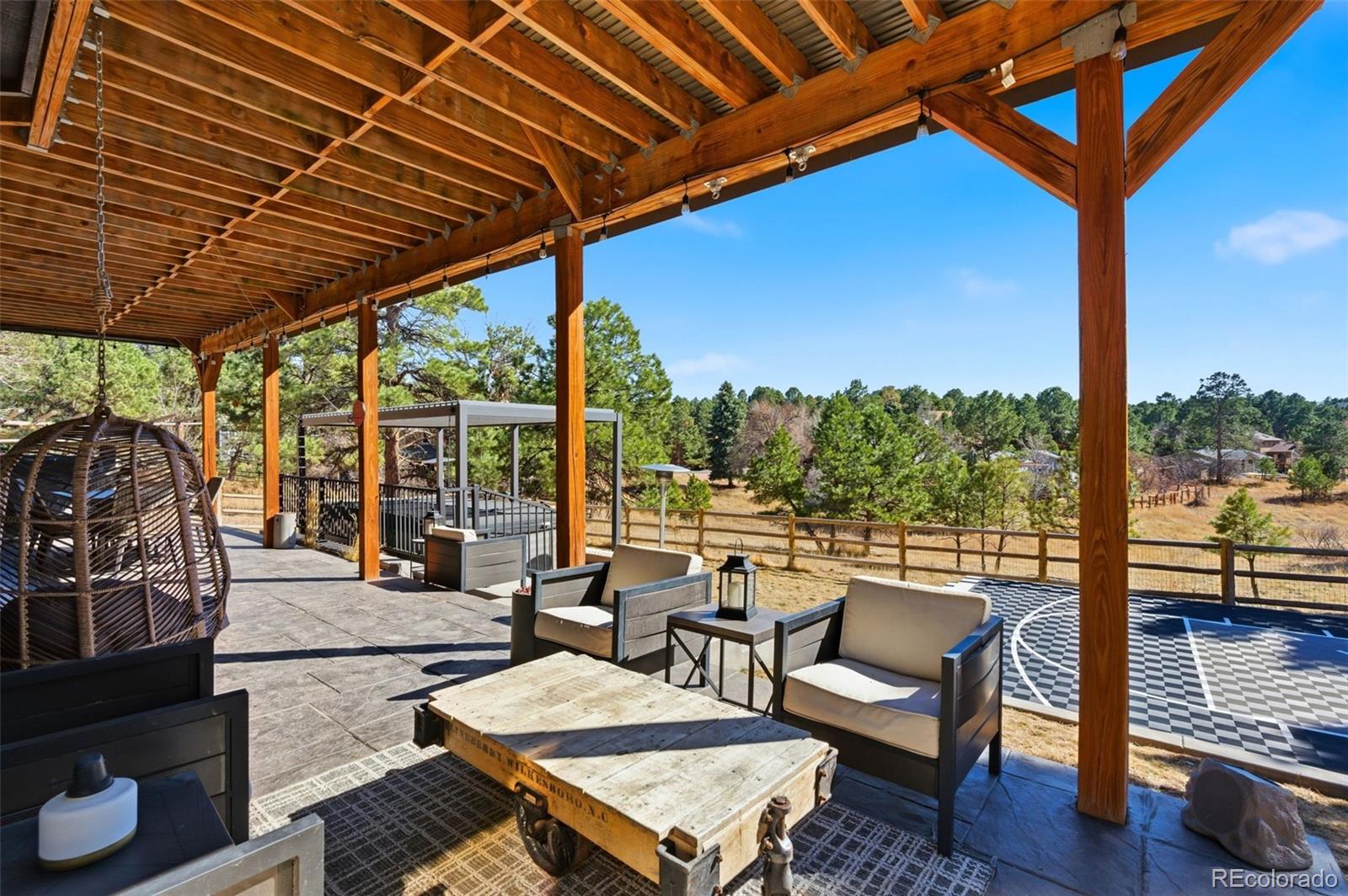 6387 Falling Leaf Circle