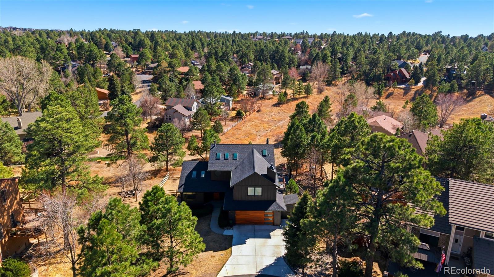 6387 Falling Leaf Circle