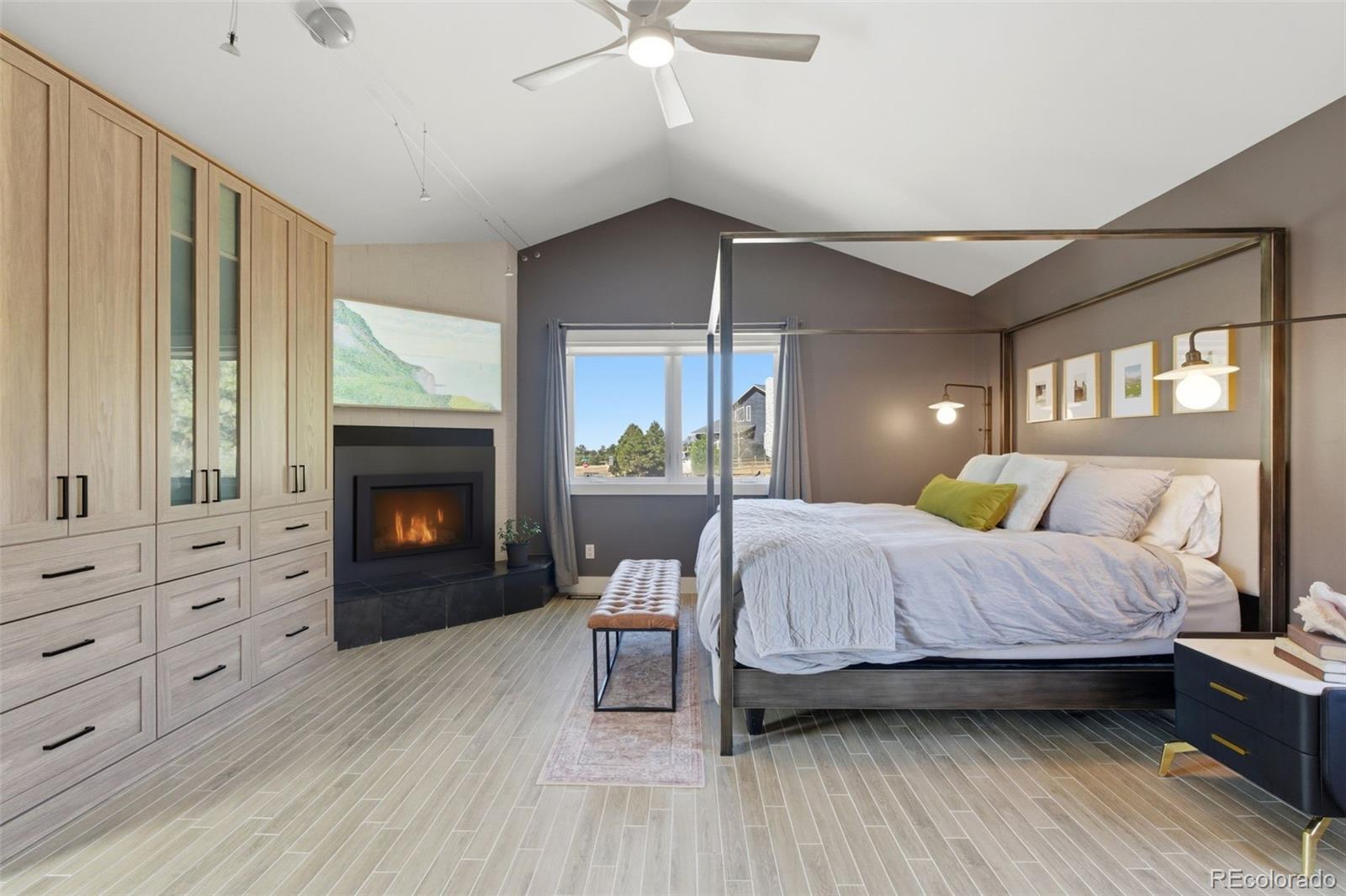 6387 Falling Leaf Circle