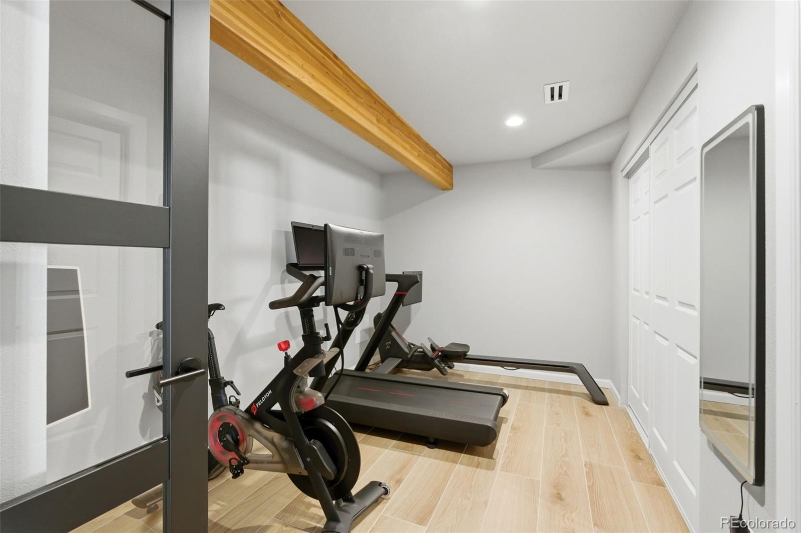 6387 Falling Leaf Circle