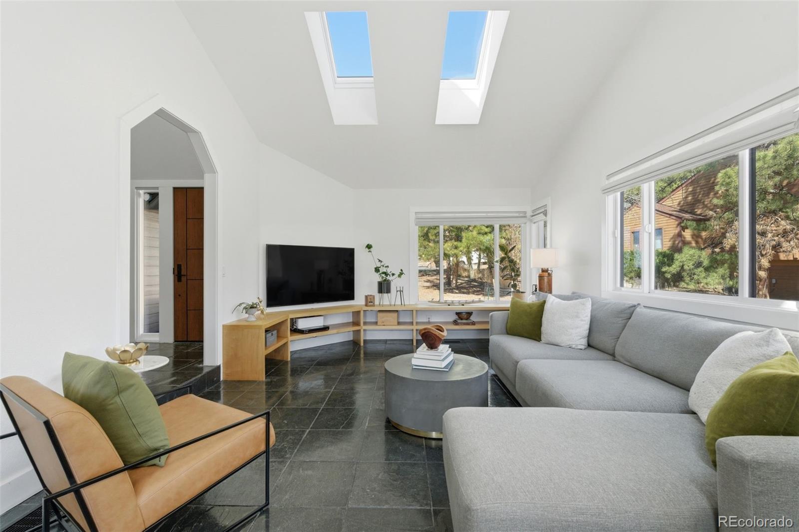 6387 Falling Leaf Circle