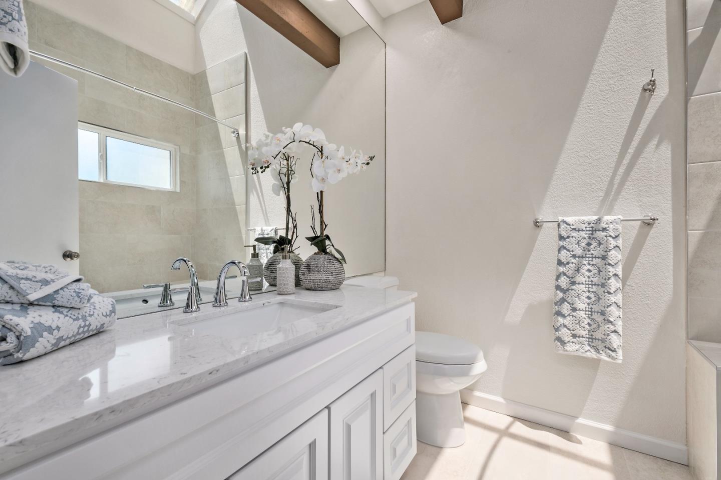 181 Centre Street Unit: 18
