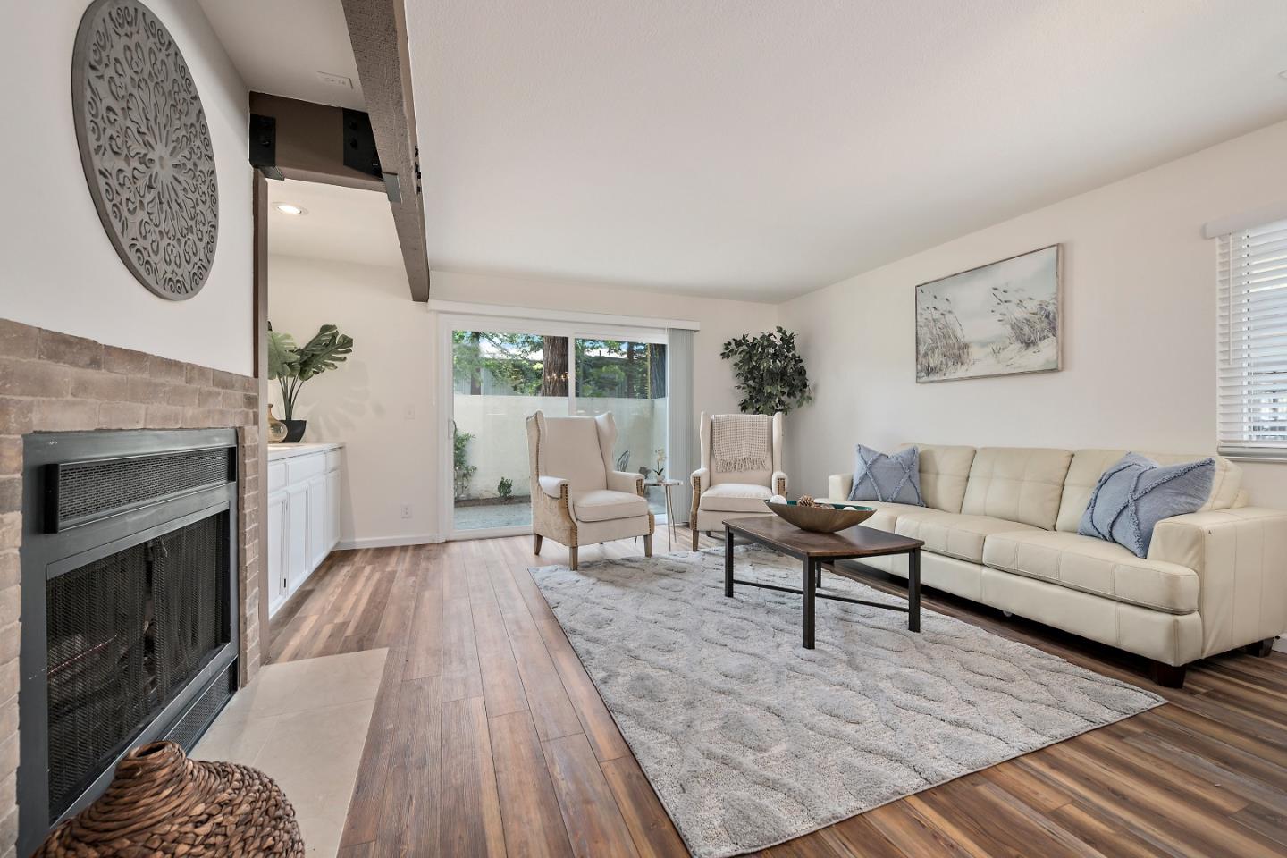 181 Centre Street Unit: 18