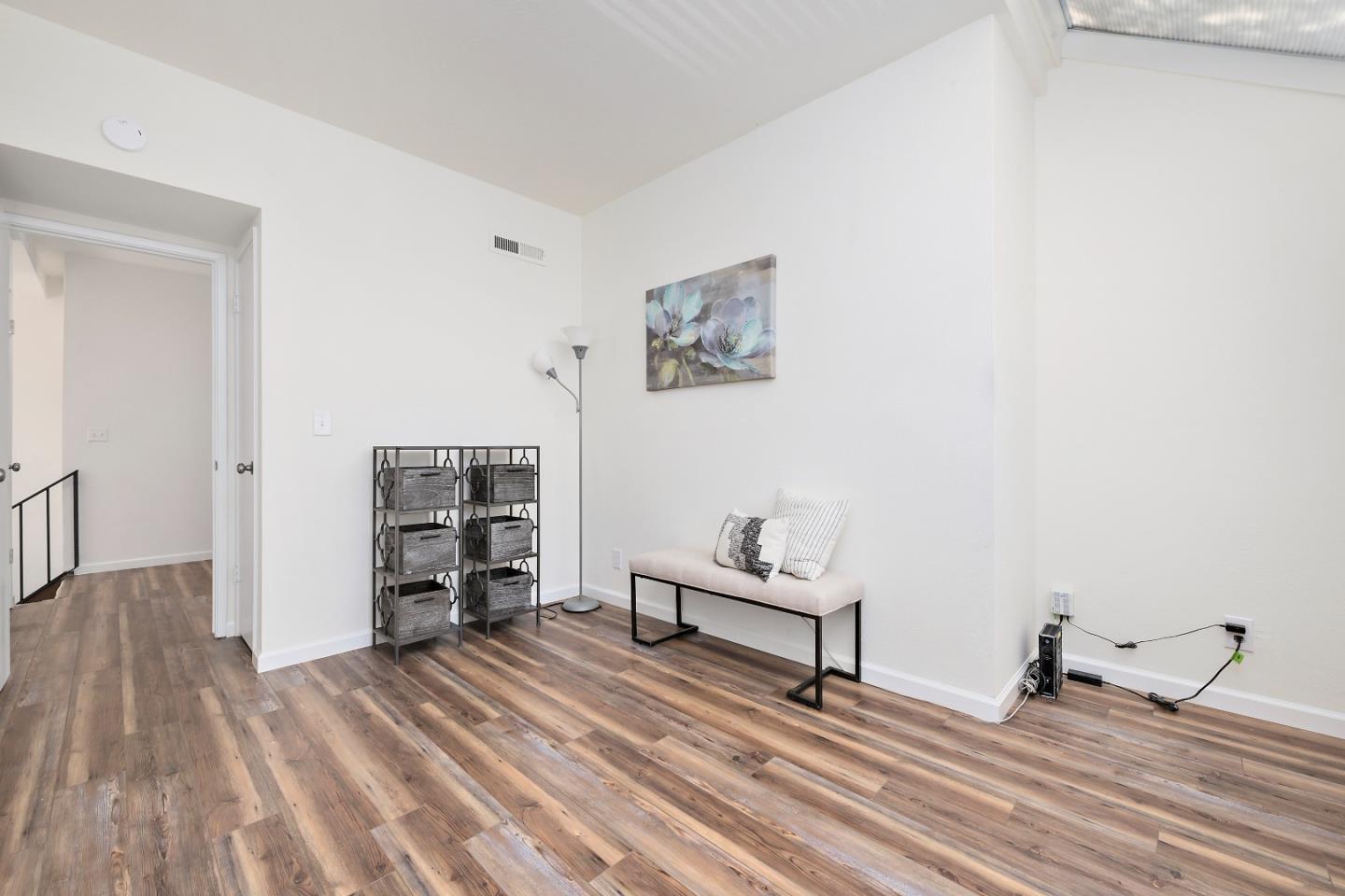 181 Centre Street Unit: 18