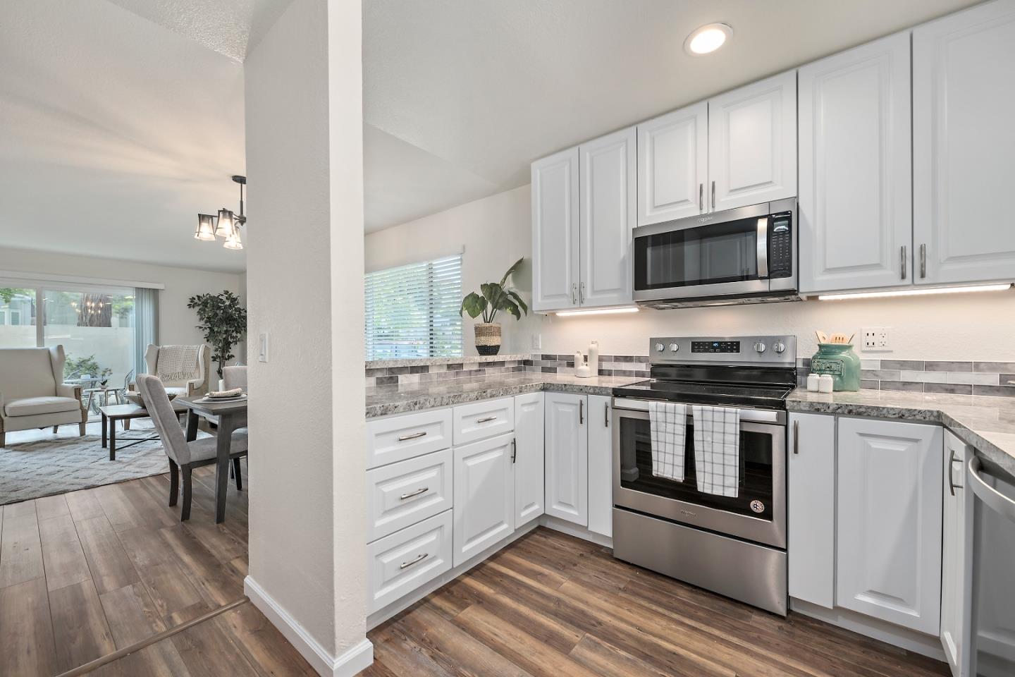 181 Centre Street Unit: 18