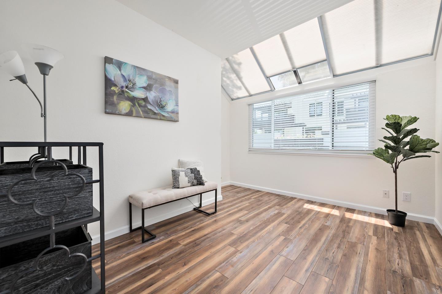 181 Centre Street Unit: 18
