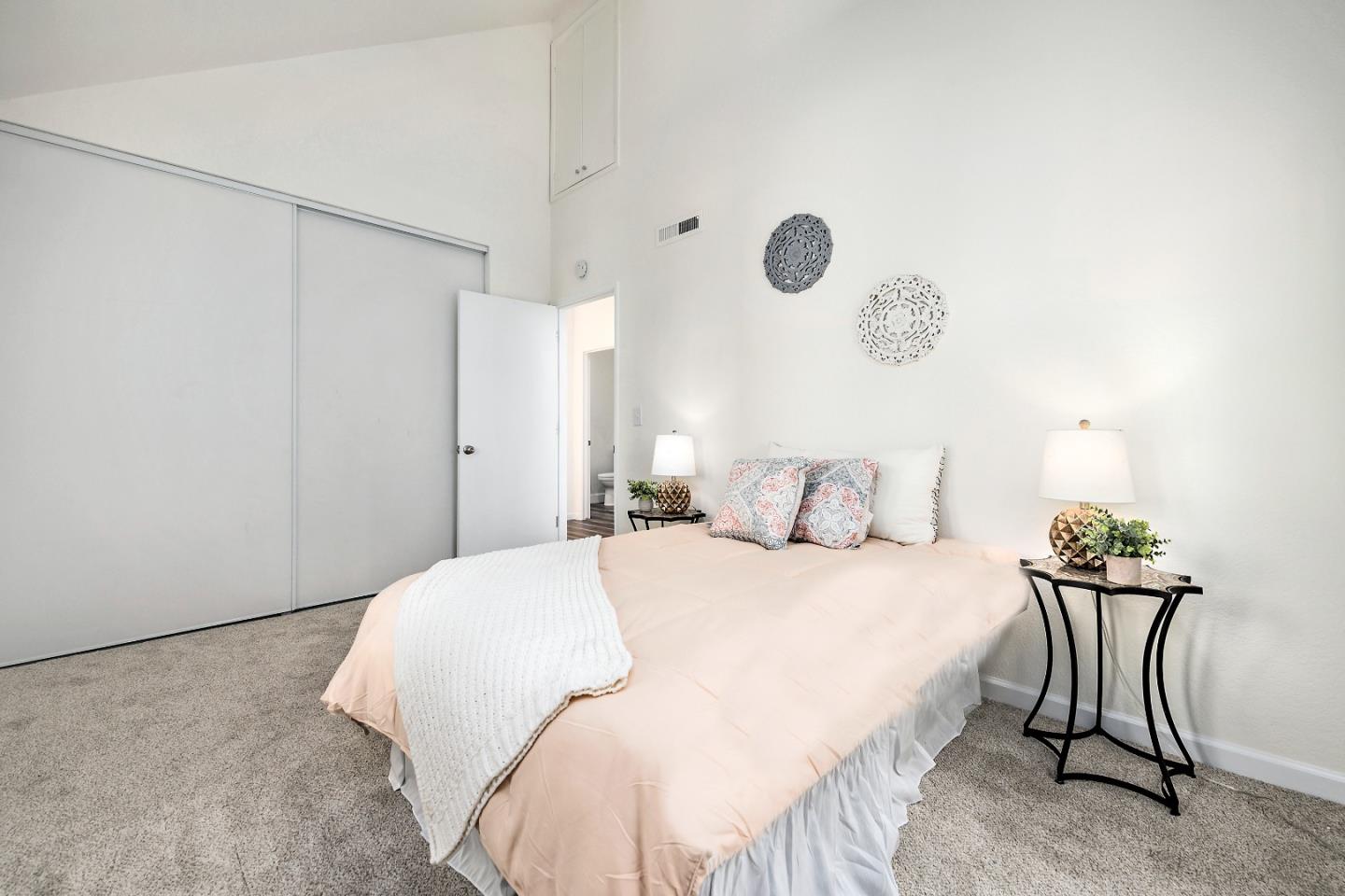 181 Centre Street Unit: 18