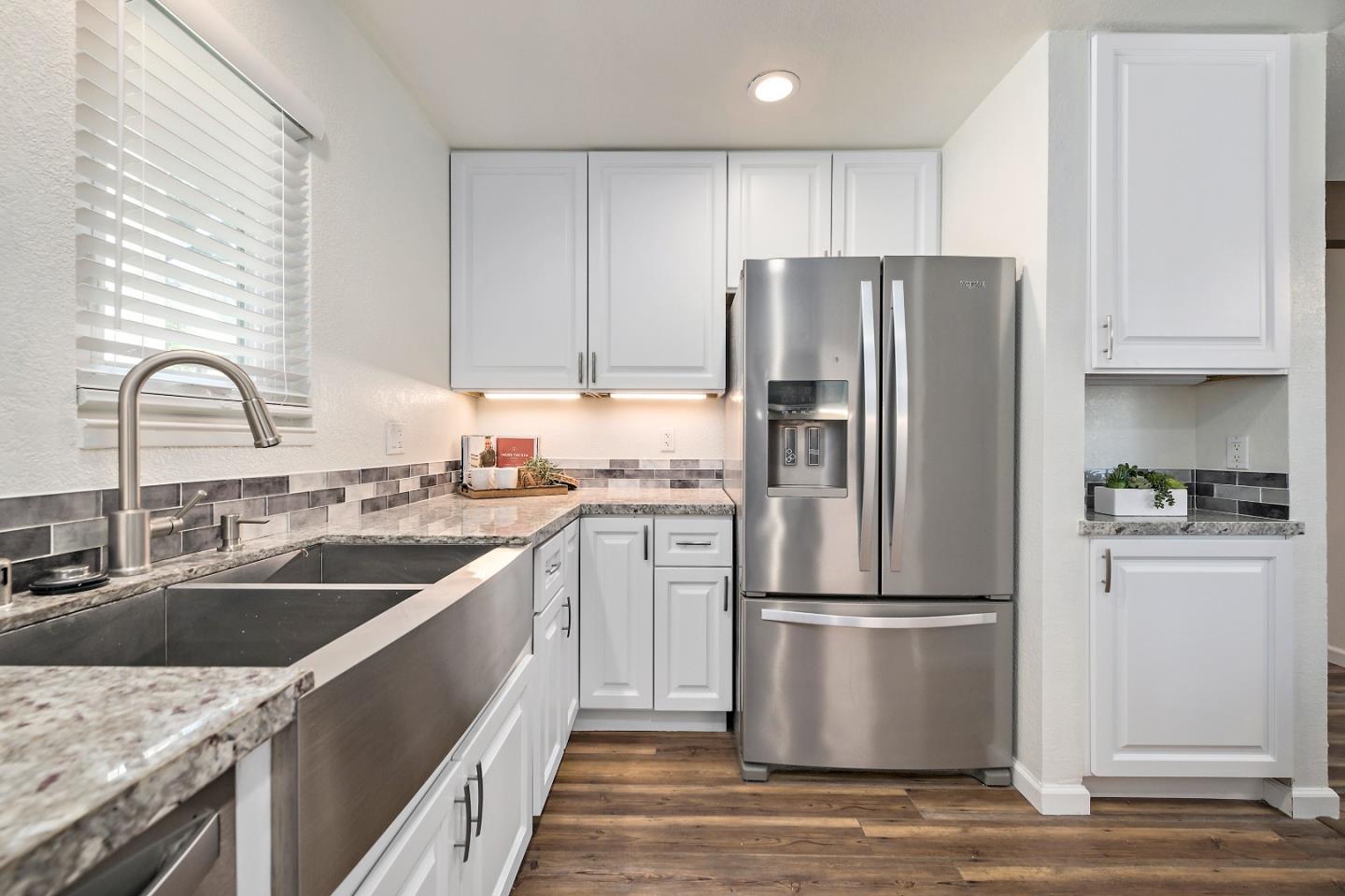 181 Centre Street Unit: 18