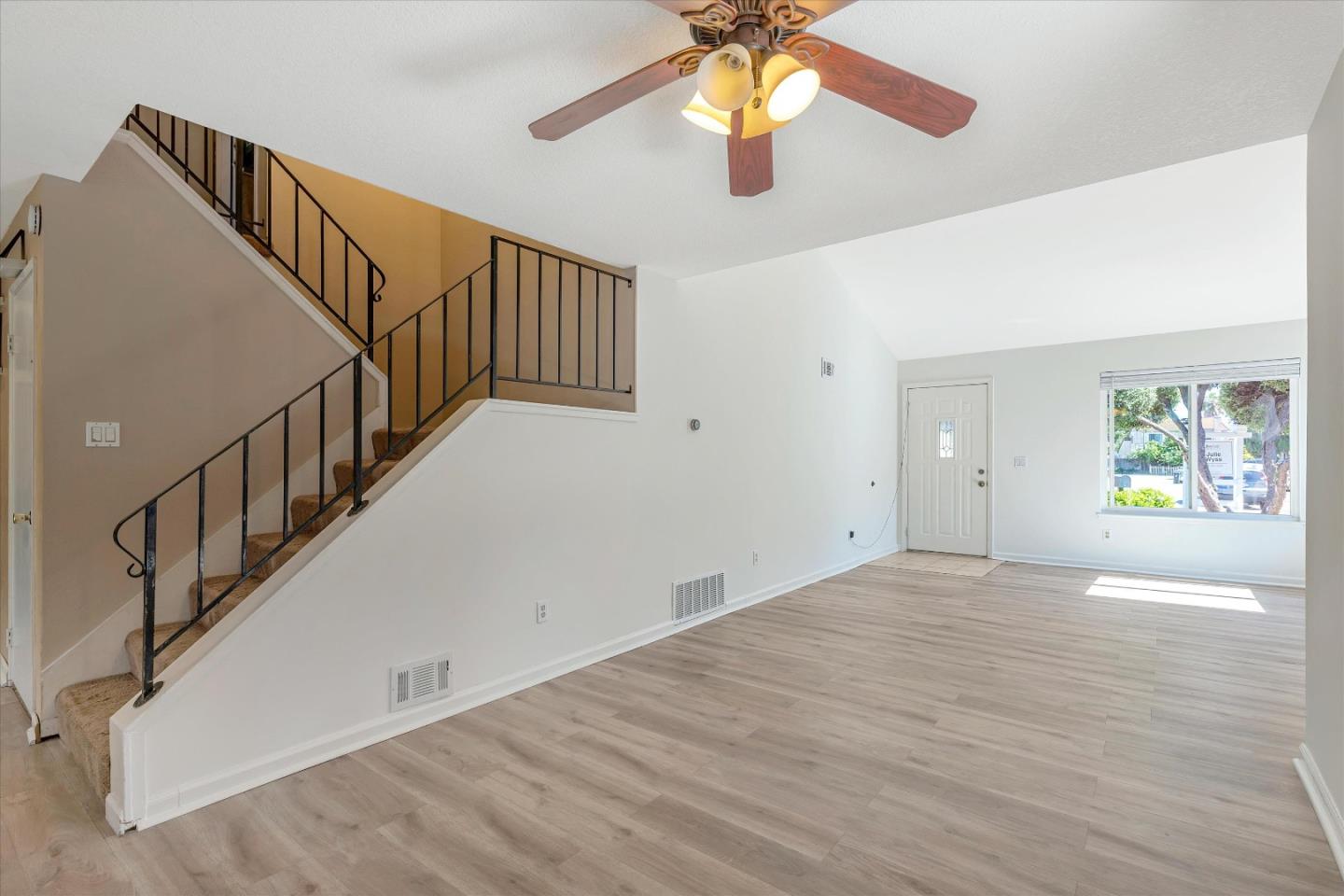 490 Lanfair Circle