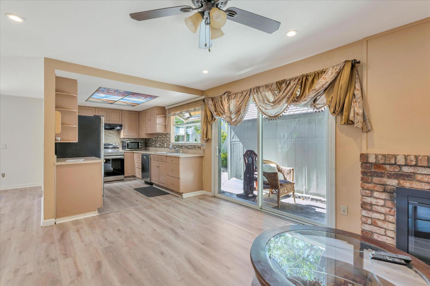 490 Lanfair Circle
