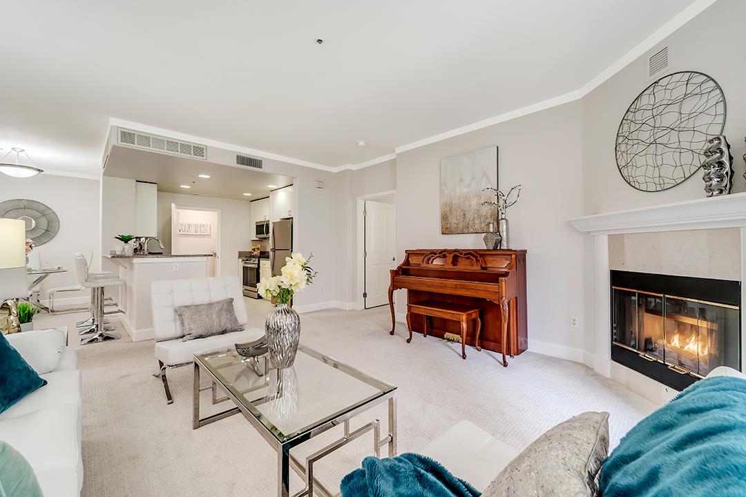 20488 Stevens Creek Boulevard Unit: 2213