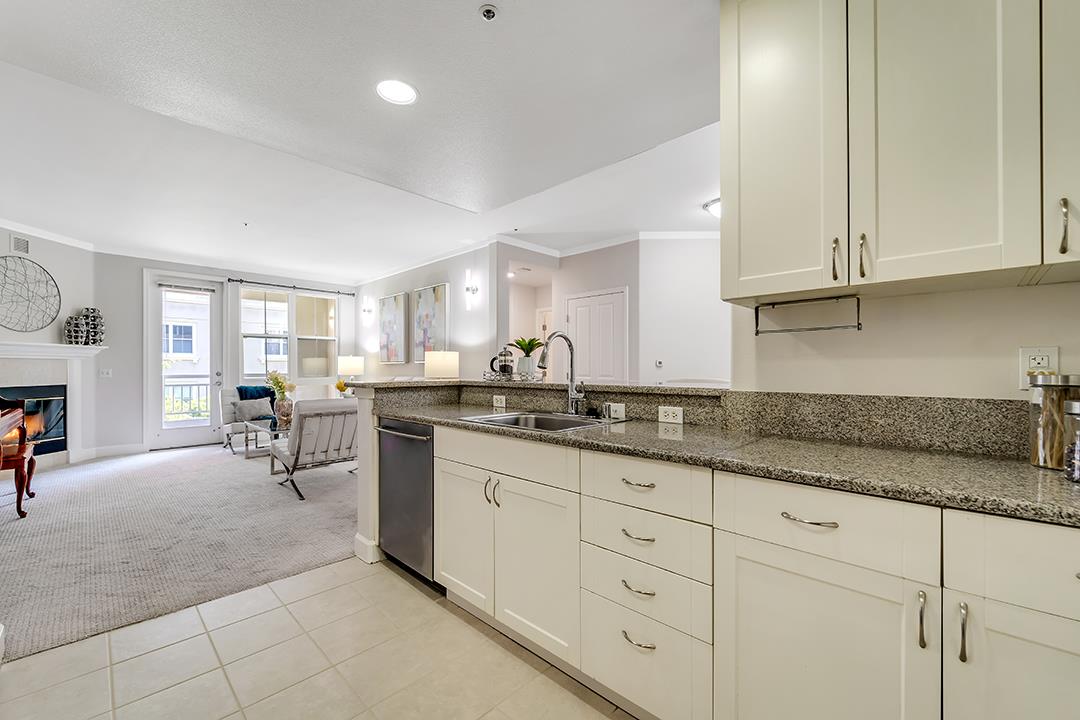 20488 Stevens Creek Boulevard Unit: 2213