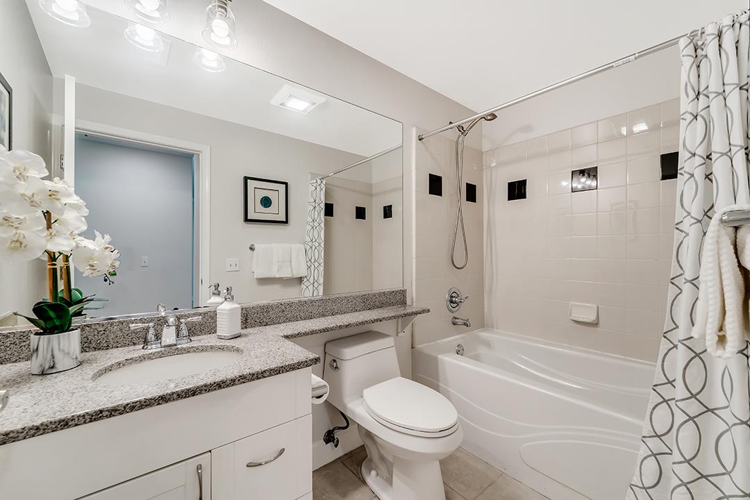 20488 Stevens Creek Boulevard Unit: 2213