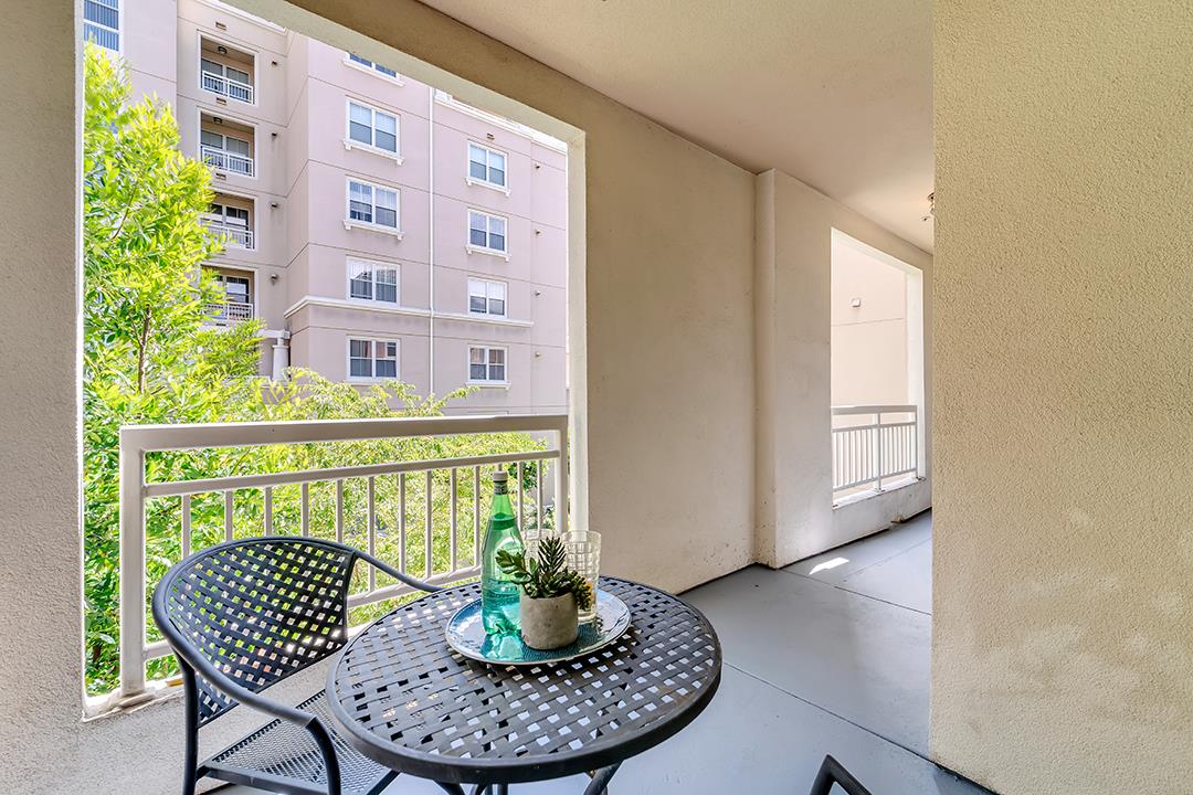 20488 Stevens Creek Boulevard Unit: 2213