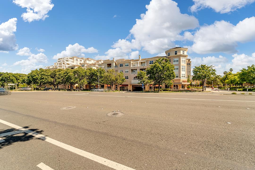 20488 Stevens Creek Boulevard Unit: 2213